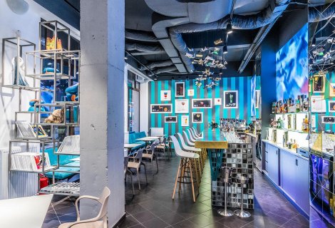 Bar, Bucuresti, 2019